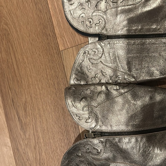 Amazing gold high end boots! - Picture 5 of 6